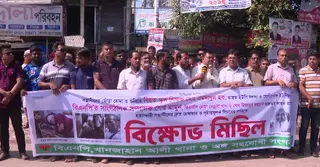 খুলনায় দুর্বৃত্তের গুলিতে মাদ্রাসা শিক্ষক নিহত, আতঙ্কে স্থানীয়রা